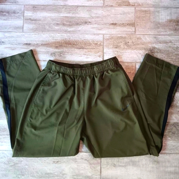 Nike Dri-FIT Two-Tone Open Hem Woven Running Pants - Picture 2 of 8